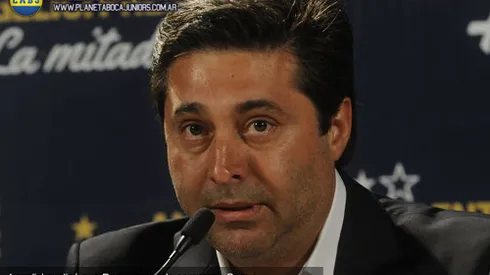 Angelici: “Boca no puede comprar el 100% de Suazo”