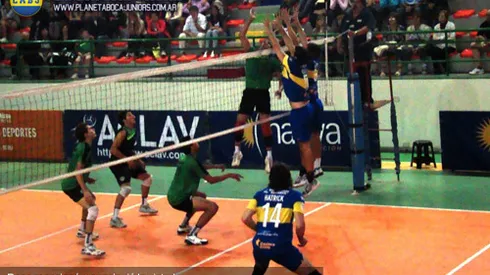 El voley volvió al triunfo