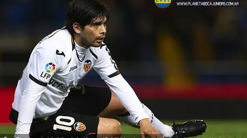 Banega renueva con Valencia