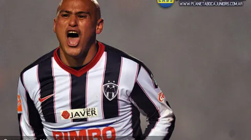 Suazo se presentó en México