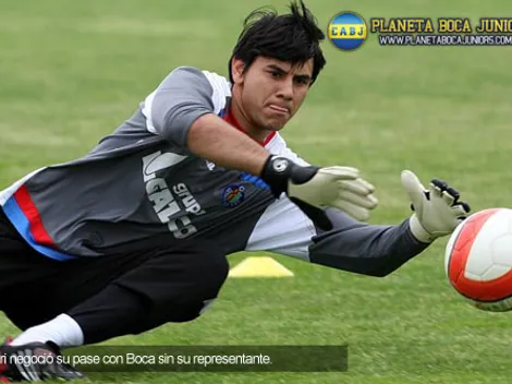 Ustari, primer refuerzo para Boca