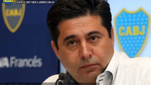 Angelici: “Vamos a identificar y sancionar a los plateístas”