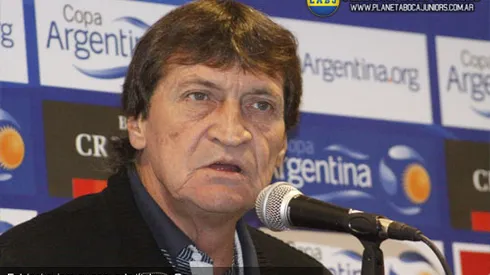 Falcioni: “Me toca respaldarlos”