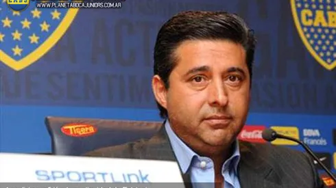 Angelici: "Me preocupa la imagen cuando no jugamos bien"