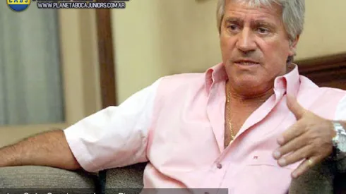 Crespi: “Lo de Gago es complicado, pero no está caído”