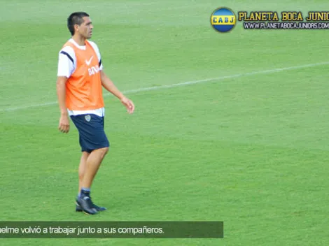 Riquelme, junto al grupo
