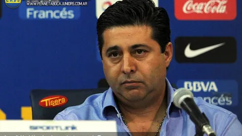 Angelici: “La camiseta rosa la usan muchos en Europa”