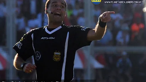 Árbitro definido para la visita a La Plata