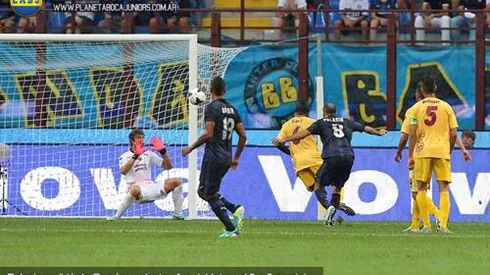 Doblete de Palacio para avanzar en la Copa Italia