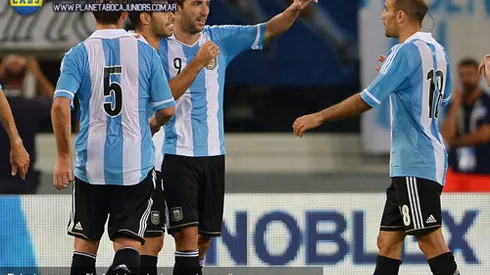 Con un gol de Banega, Argentina venció a Italia