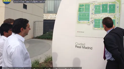 Angelici visitó la ciudad deportiva del Real Madrid