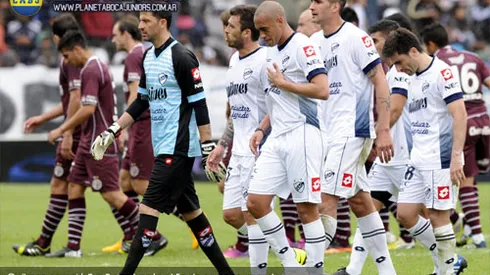 Acumula tragos amargos