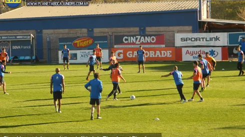 Fútbol, sin Riquelme ni Blandi