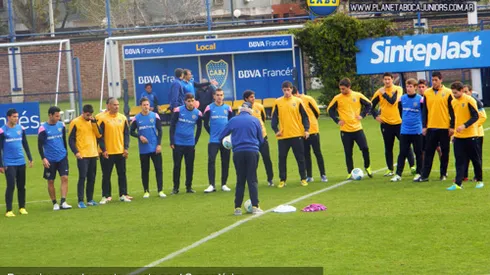 Riquelme, a la par del grupo