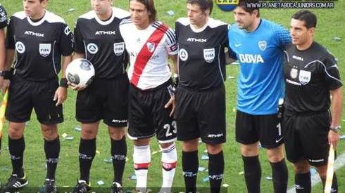 Está el árbitro para el clásico