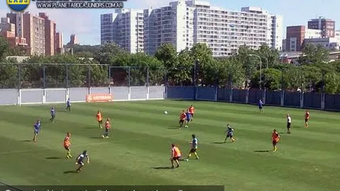 Gago volvió a sumar minutos de fútbol