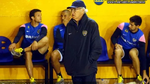 Cuidándose de la lluvia, con equipo confirmado