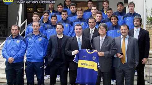 La Novena, agasajada en la embajada de Japón