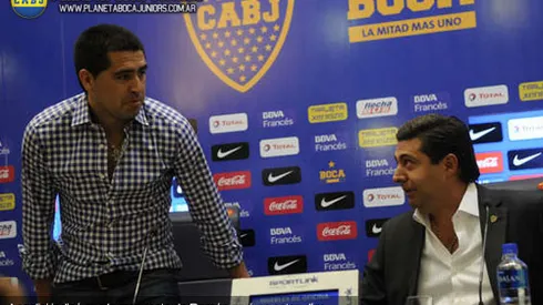 Angelici: "Riquelme quedó en darnos una respuesta"