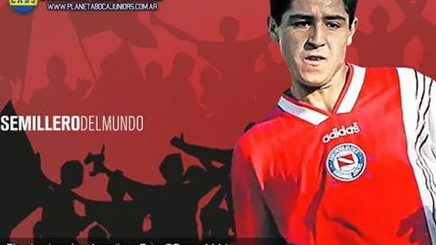 Oficial: Riquelme jugará en Argentinos