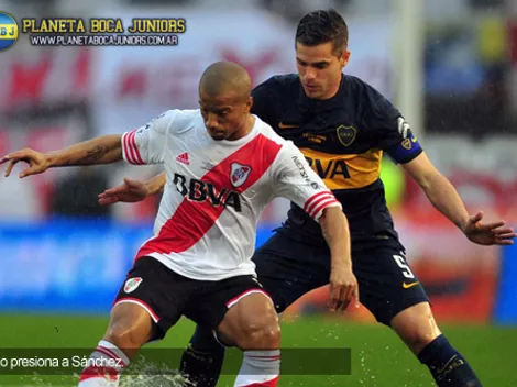 Gago: "Me pega en la cabeza y después en el pie"