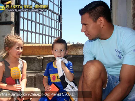 Valentina, la nena del video, visitó al plantel
