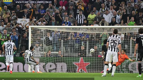 Tevez sigue brillando