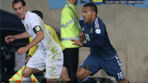 Con algunos minutos de Tevez, Argentina derrotó a Uruguay