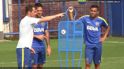 Con Osvaldo otra vez ausente, Arruabarrena probó a un posible equipo