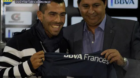 Angelici: "Conozco a Tevez y por eso pongo la cara por él"