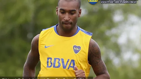 Le buscan destino a Rolín