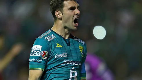 Doblete de Boselli en México