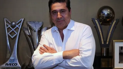 Angelici: "Los que me filmaron son socios de Boca"