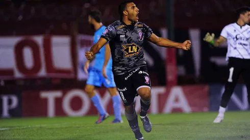 El presidente de Huracán avisa que seguramente Wanchope se irá