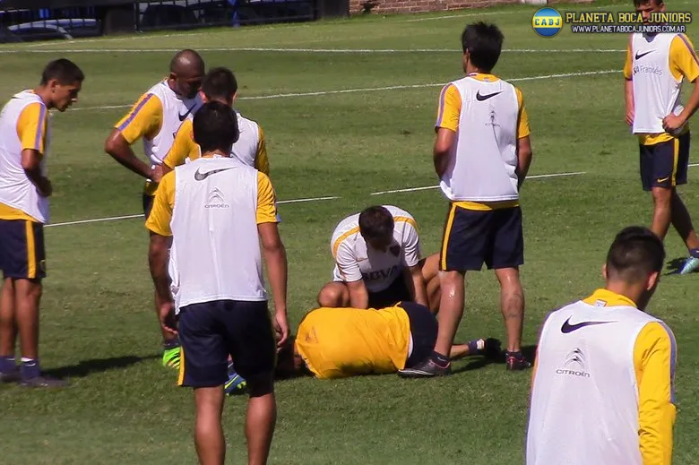 Se lesionó Osvaldo.