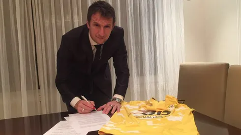 Arruabarrena se fue a dirigir a Emiratos Árabes