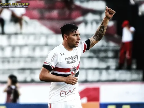 Chávez marcó un doblete en Sao Paulo