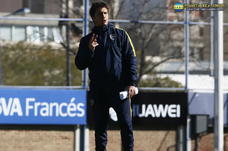 El mellizo probó a varios jugadores. Foto: Prensa C.A.B.J.