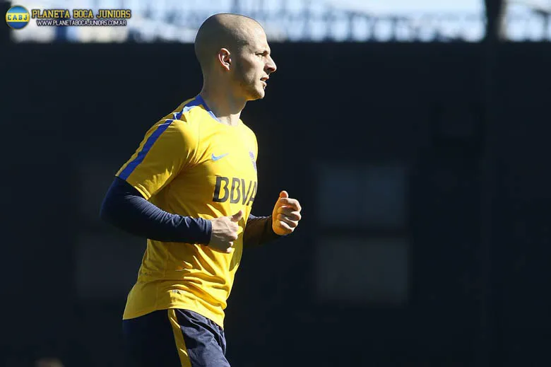 El 9 trabajó aparte.