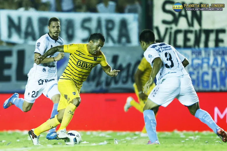 Con la cabeza en el Gasolero.