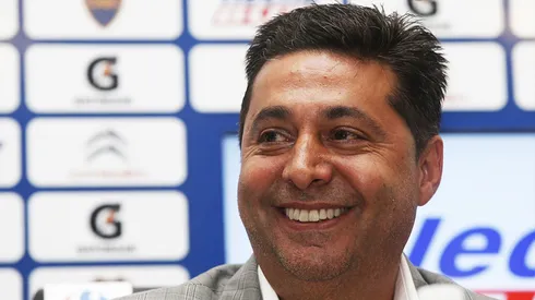 Angelici: "Queremos una cancha de 80 mil personas"