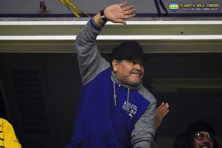 Maradona, en su palco.