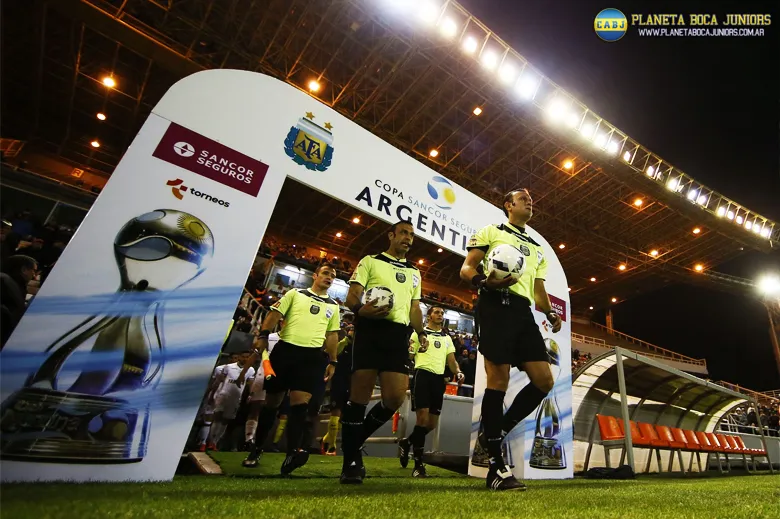 Herrera dirigió el encuentro ante Lanús por Copa Argentina.