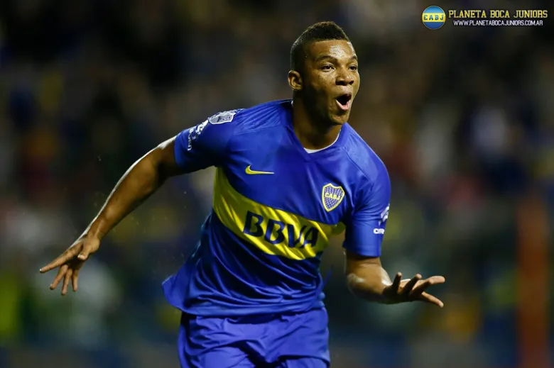 Fabra sigue en Boca.