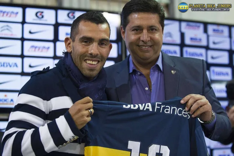 Angelici ya piensa en la vuelta de Tevez.