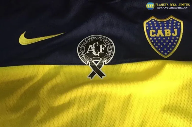 Esta será la camiseta que usará Boca. Foto: Daniel Retamozo.