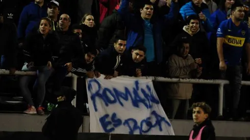 Una bandera apoyó a Riquelme en Mar del Plata