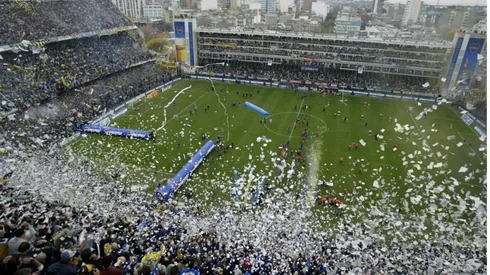 Comparativa: así es La Bombonera en FIFA y PES 2018