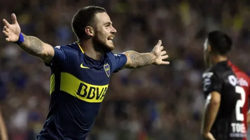 La hija de Nández, una hincha más