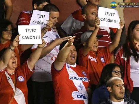 Tremenda bandera contra Tevez y Macri en La Paternal